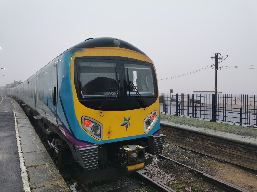 Rail Ale Adventures on Train Siding: Regular visitor to Cleethorpes, 185114 on the blocks at Platform 4. All platforms in use on a foggy morning on the
Lincolnshire...