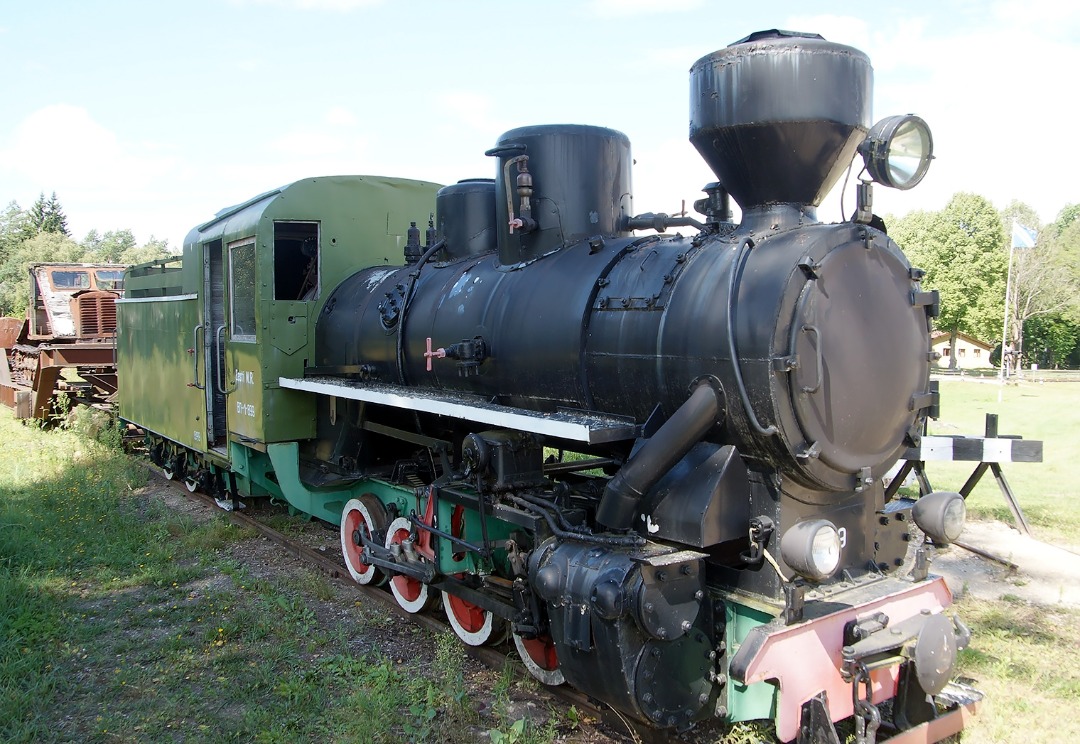 myaroslav on Train Siding: #VP1-899 steam locomotive, the first exhibit of oldest and largest post-soviet narrow gauge museum in #Lavassaare, Estonia.