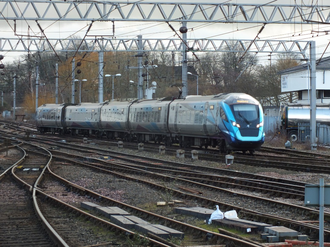 Cumbrian Trainspotter on Train Siding: Transpennine Express class 397/0 No. #397011 arriving into Carlisle yesterday working 1S51 1221 Lancaster to Glasgow
Central.