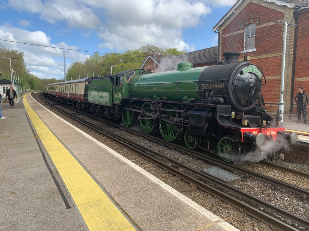 Mista Matthews on Train Siding: 61306 "Mayflower" with 3Z06 stops at Warnham to take on water in preparation for picking up passengers at Horsham for
a railtour.