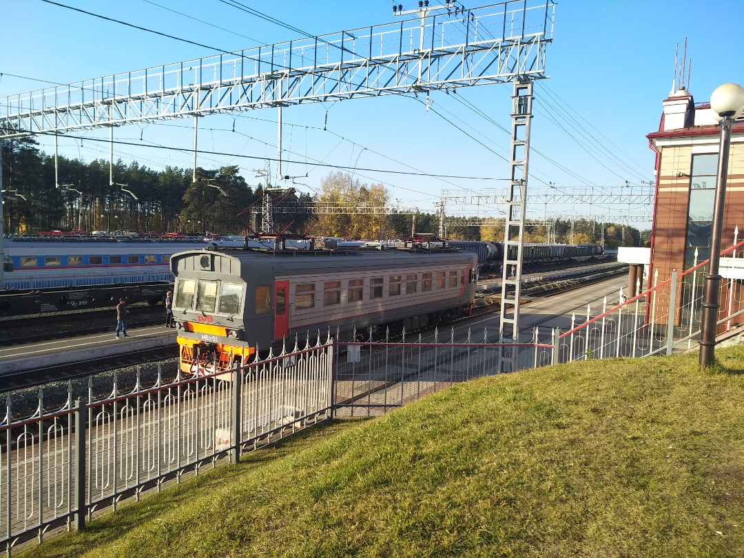 myaroslav on Train Siding: A motor wagon from the middle of an old EMU convered to a single-unit for track inspection by adding improvised cabs to both ends.