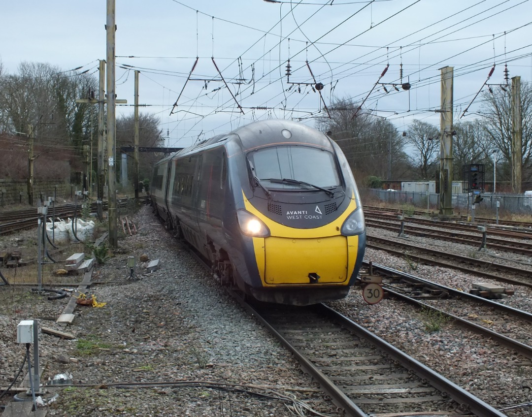 Whistlestopper on Train Siding: A few photos of Avanti West Coast class 390s arriving into Preston on Tuesday 13th February 2024...