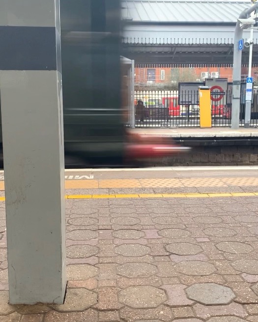 Maxe on Train Siding: Train from southall heritage speeding by Ealing Broadway. Later, the same train at Southall station. Check out @BlooFlipp for a looped
video!