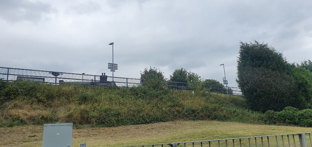 S160Class20Fan on Train Siding: These photos show the very not busy Longton Station on the 18th of August 2022. This station had absolutely NO SERVICES for the
day due...