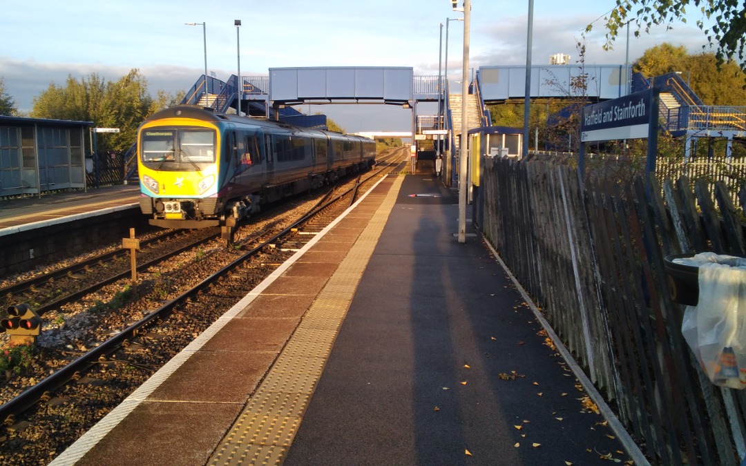 kieran harrod on Train Siding: Some photos of the northern and TransPennine services from yesterday afternoon at Hatfield and stainforth station.