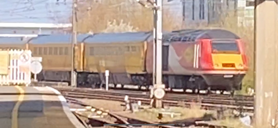 Tees Cottage Guy / James Evans on Train Siding: I saw the Flying Banana at Darlington today. Sadly I didn't get a great view. The video is on my YouTube
channel called...