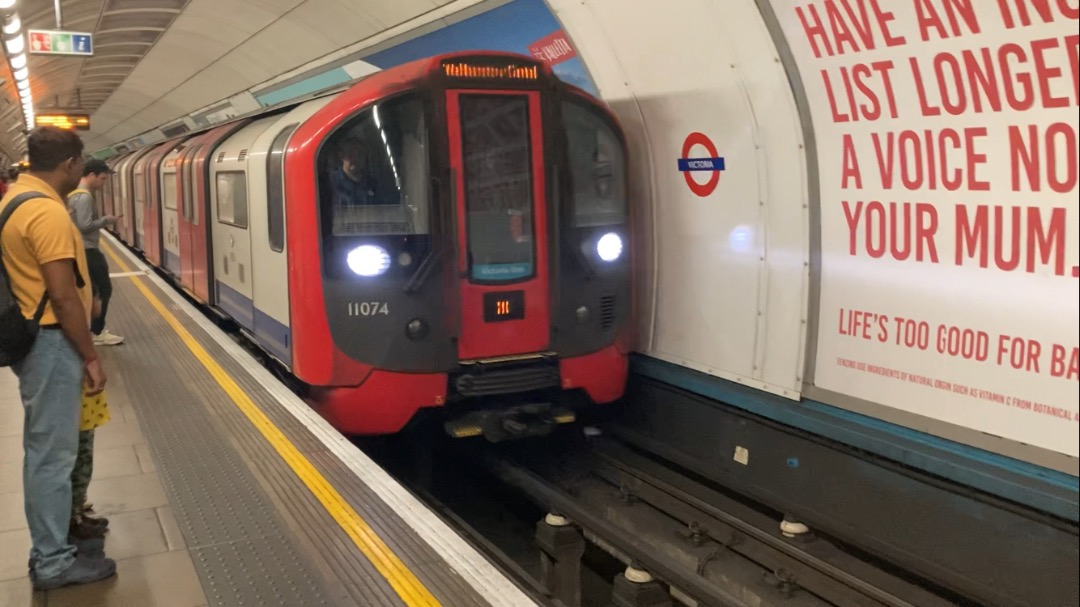 Theo555 on Train Siding: The photos from this mornings rides, went on some more Underground lines, and also went to St Pancras and saw some Eurostar Trains and
went on...