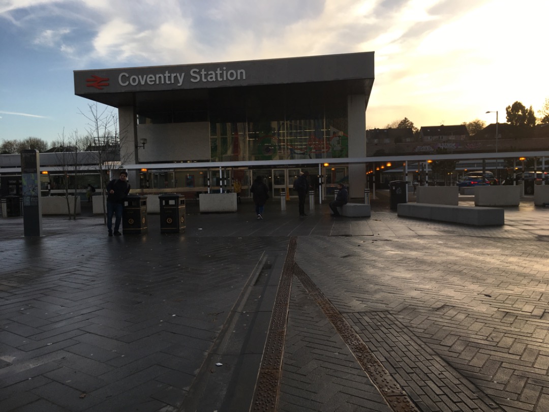 chris.j.bird on Train Siding: The new Coventry Station with the rather darker shot of the original station entrance. Have to say that the interior of the new
part is...