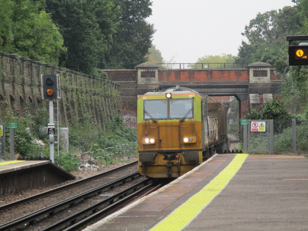 OfficiallyCharles on Train Siding: Had a great morning again at North Dulwich Railway Station including sightings of a Windhoff MPV (DR98917 + DR98967) and also
some...