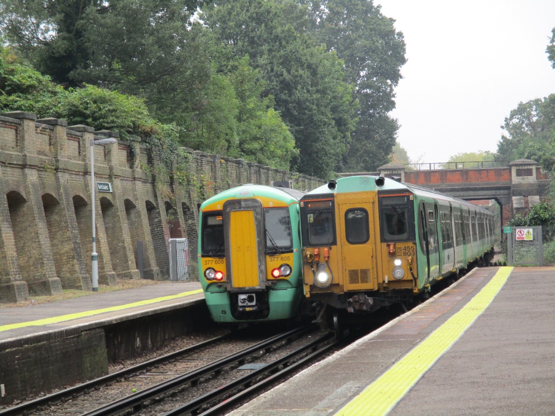 OfficiallyCharles on Train Siding: Had a great morning again at North Dulwich Railway Station including sightings of a Windhoff MPV (DR98917 + DR98967) and also
some...