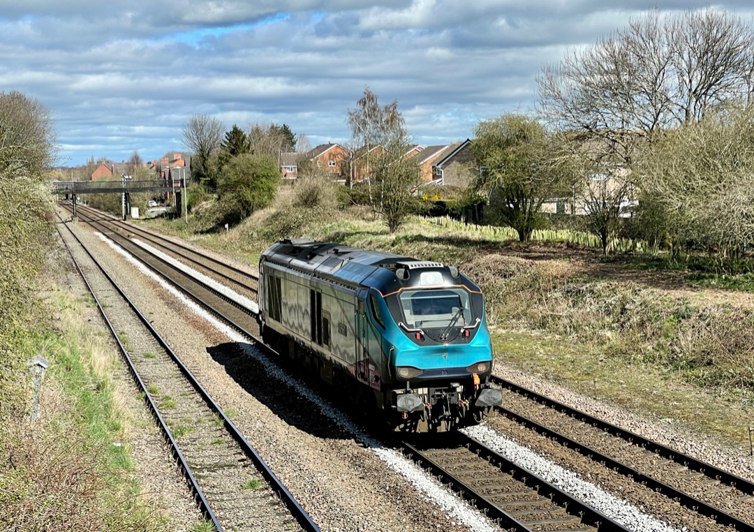 Shaun Jenks on Train Siding: A transpennine express class 68 in the inusual territory of Shrewsbury on March 29th. Seems to be on a mileage accumulation run
after some...