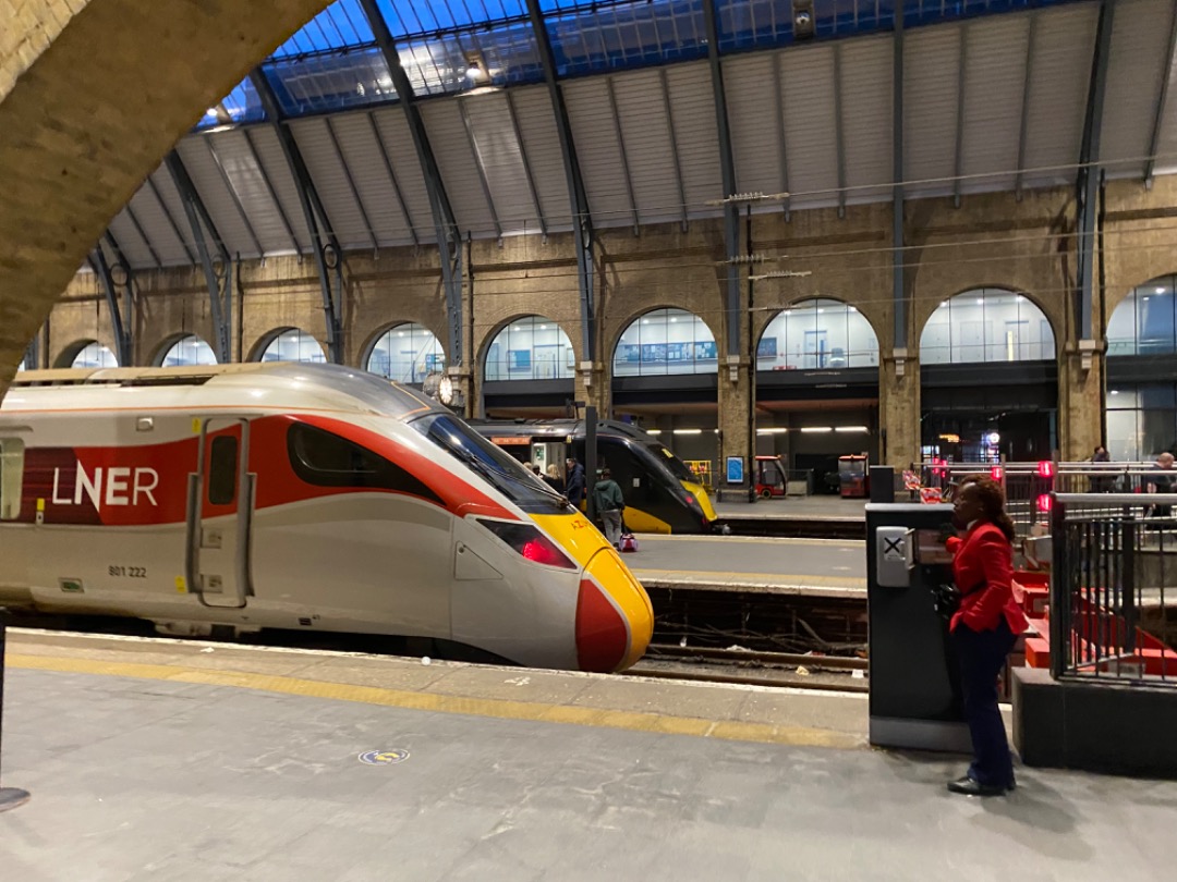 Sam Worrall on Train Siding: A visit to London meant I finally got to visit to Kings Cross. Saw a freshly painted 91 in the new LNER intercity livery but
didn't get a...