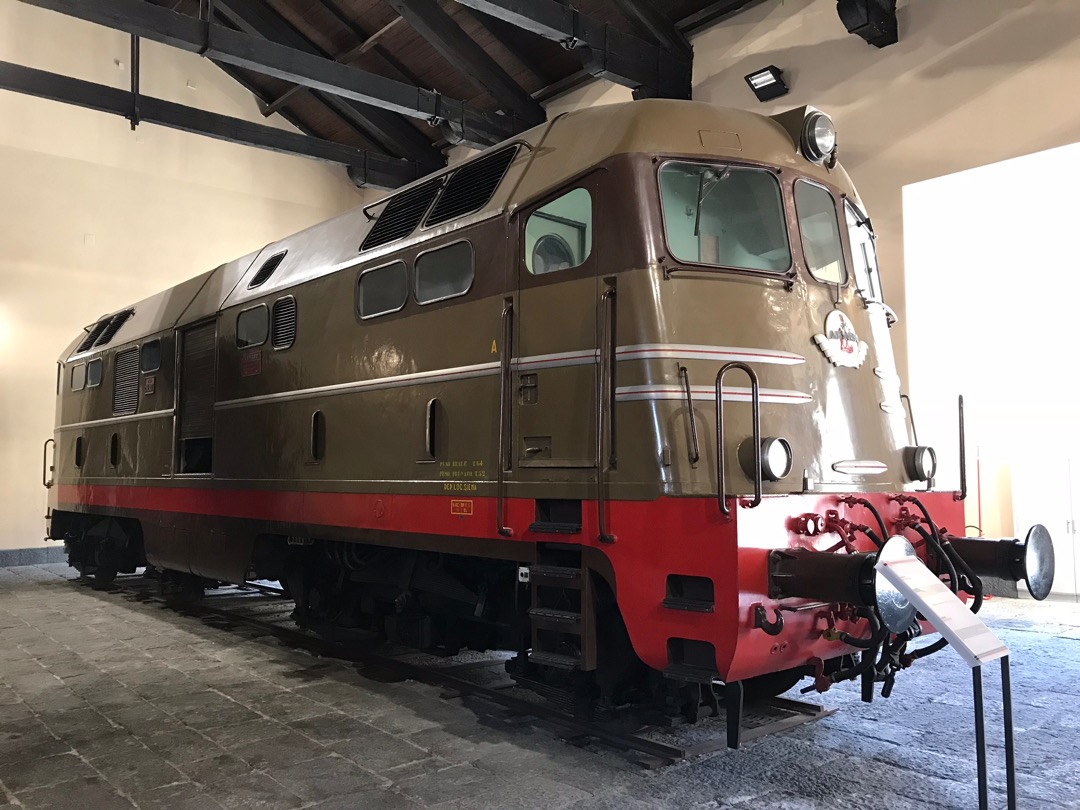 dannychops on Train Siding: #fs #ferroviedellostato #d342 #diesellocomotive #italian #railwaymuseum #pietrarsa #naples #italy