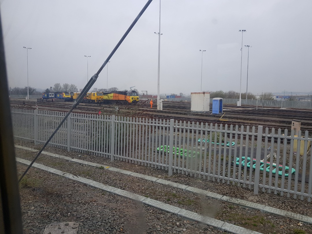 Jack Jack Productions on Train Siding: 2 x Colas 43s, 2 x Colas 70s, and a Network Rail machine at Reading Triangle Sidings