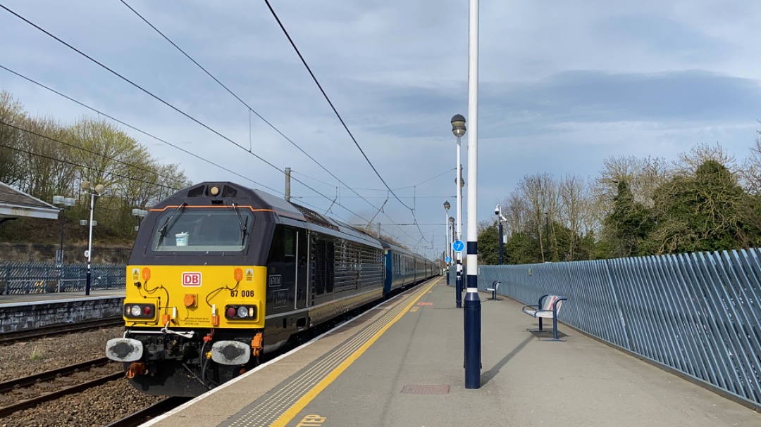 Rowan on Train Siding: 67006 hauls The West Highland And Royal Deeside past Durham from Edinburgh to London Kings Cross. 11/04/22