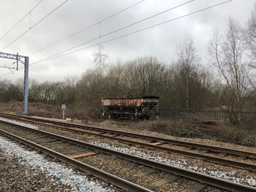 k unsworth on Train Siding: Abandoned and marooned 'Dutch' liveried ZCV 'Tope' engineers wagon #970159 on the severed Ince Moss Sidings nr
Springs Branch Wigan