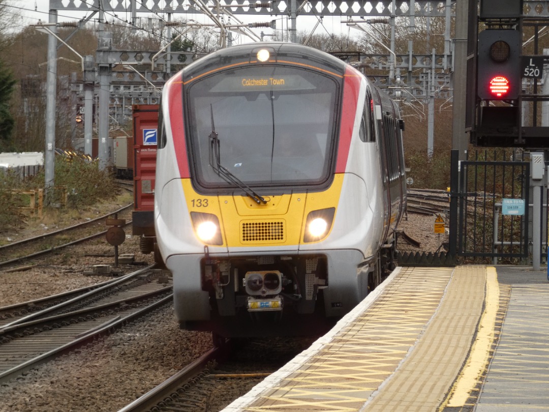 Jacobs Train Videos on Train Siding: #720133 is seen pulling into Shenfield station working a Greater Anglia service to Colchester Town from London Liverpool
Street
