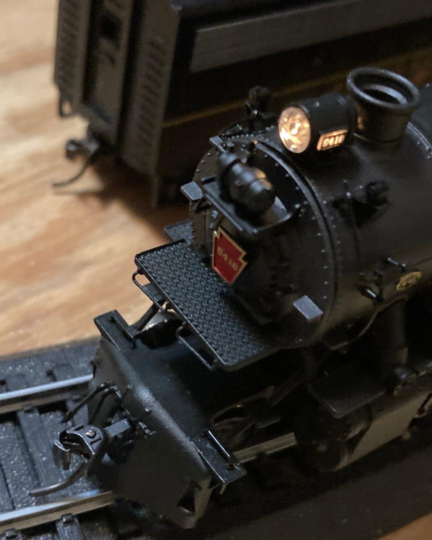 Keystone Modeler on Train Siding: Hey everyone! Apologies for my absence but i ran out of things to post. Heres my brand new Broadway Limited Pennsylvania
Railroad...
