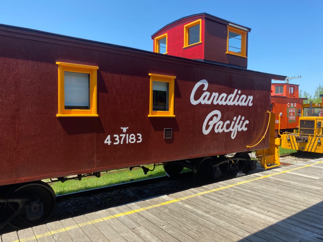 Canadian Modeler on Train Siding: Went to RMEO for a visit and stayed in caboose 79274 and I'm leaving today sadly but another day I will return. I also
got some...