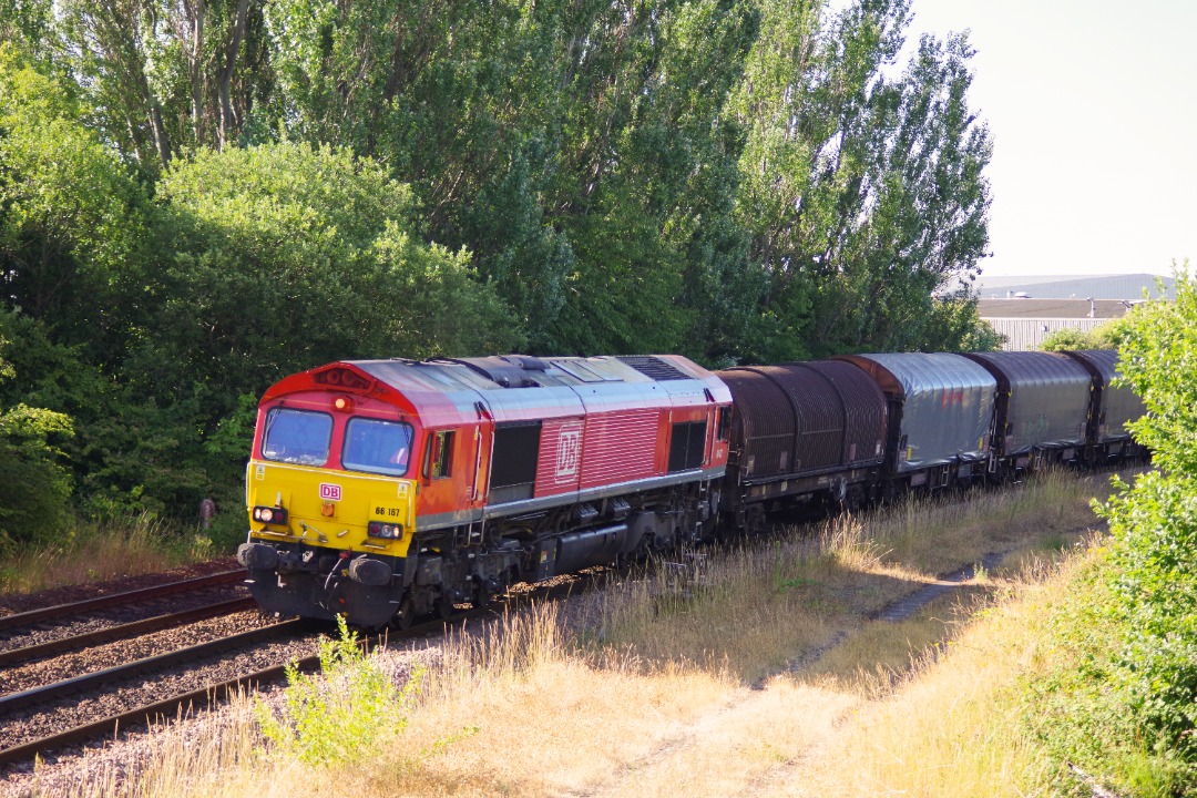 James Wells on Train Siding: 66167 with 6Z21 Margam to Hedon Road passing Hessle Road Junction, 10th July 2022, in glorious summer sunshine.
