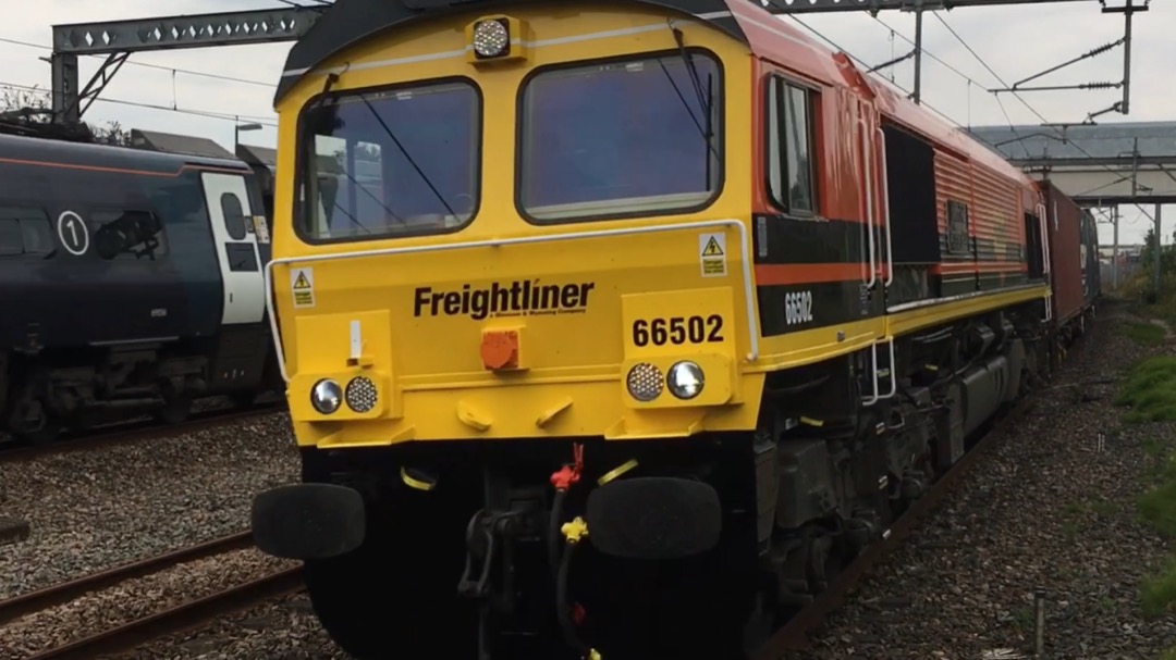 George on Train Siding: A few pictures from Lichfield Trent Valley yesterday - All of this in just an hour! You can also see that 66502 has recently been
repainted...