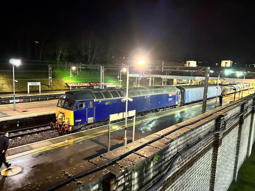 Inter City Railway Society on Train Siding: 57306 pauses at Coventry on 22/01/24 whilst working 5Q57 Widnes transport tech - Wembley reception with 458404 and
57305 on...