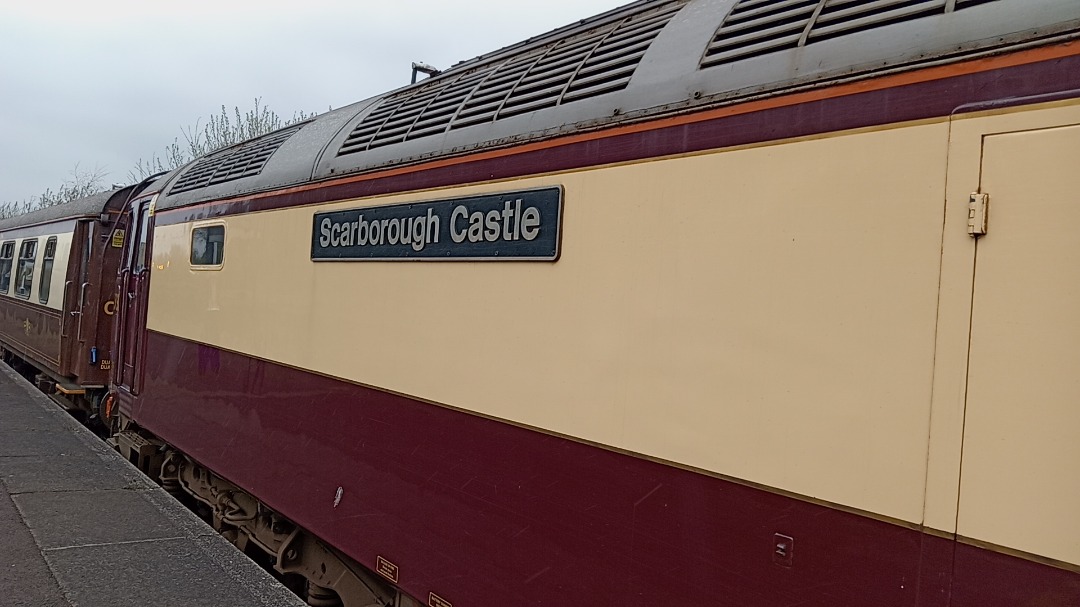 Ben Lock on Train Siding: 1Z47 1224 Manchester Victoria to Skipton 57313 Scarborough castle - 47812 ( Northern belle ) at Rochdale 21.04.23