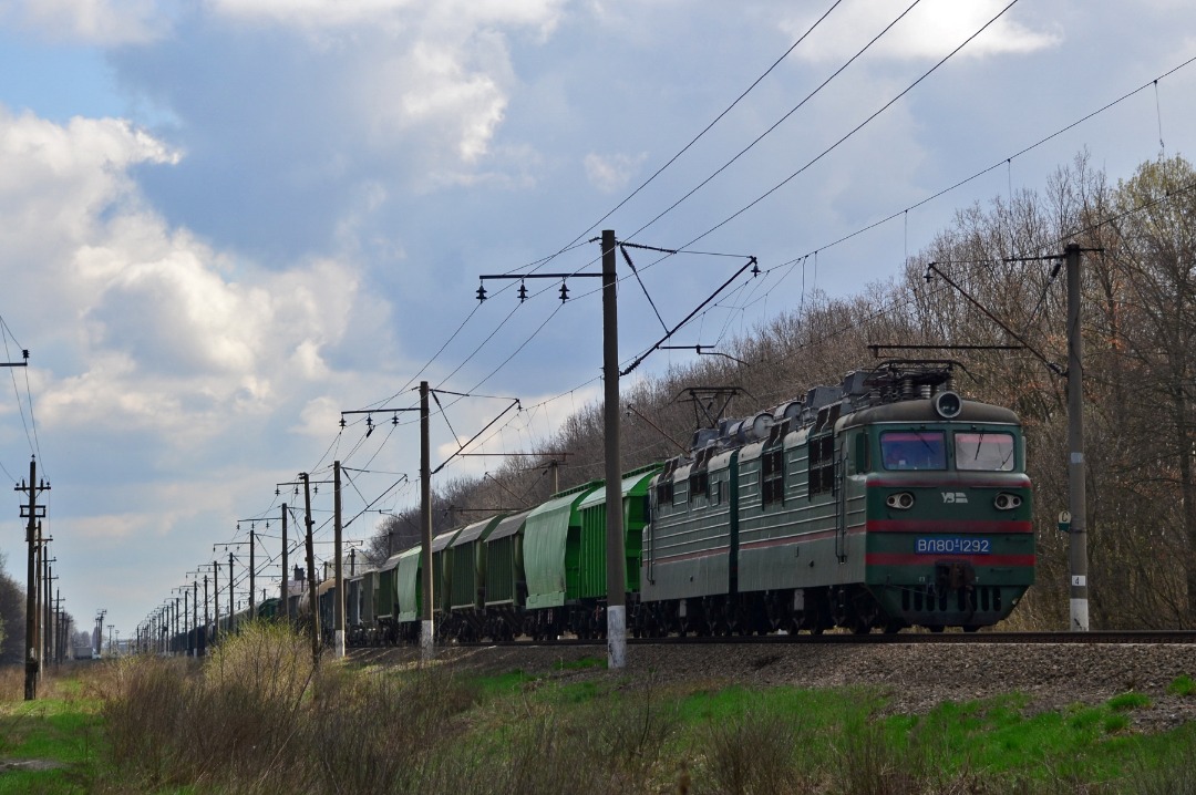 Yurko Slyusar on Train Siding: Electric locomotive VL80T-1292 with a freight train at the Boryspil - Post 19 km stretch. Kyiv region. Ukraine.19.04.2021