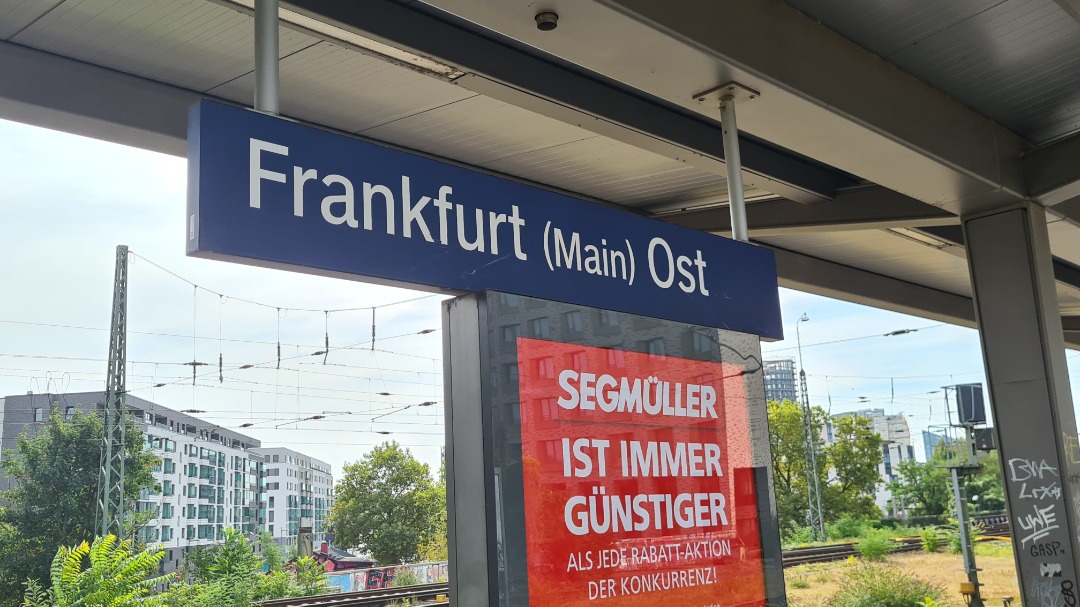 TheTrainSpottingTrucker on Train Siding: Two locomotives sit at Frankfurt Ost just down from the freight yard. Also a picture of the former platforms and
station...