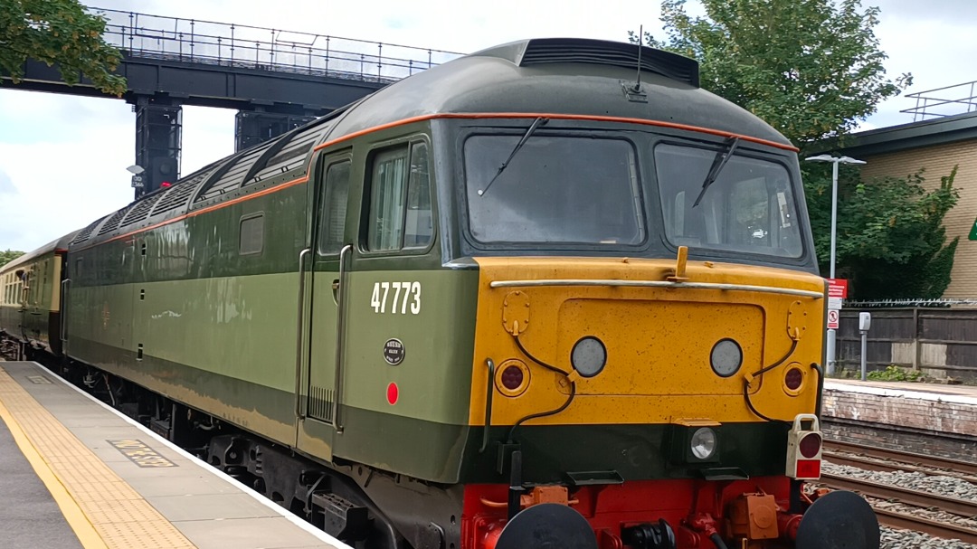 pigandbob on Train Siding: 7029 + 47773 at Oxford working 50 Years Celebration Steam Run 1Z29 Birmingham Snow Hill - Cardiff Central