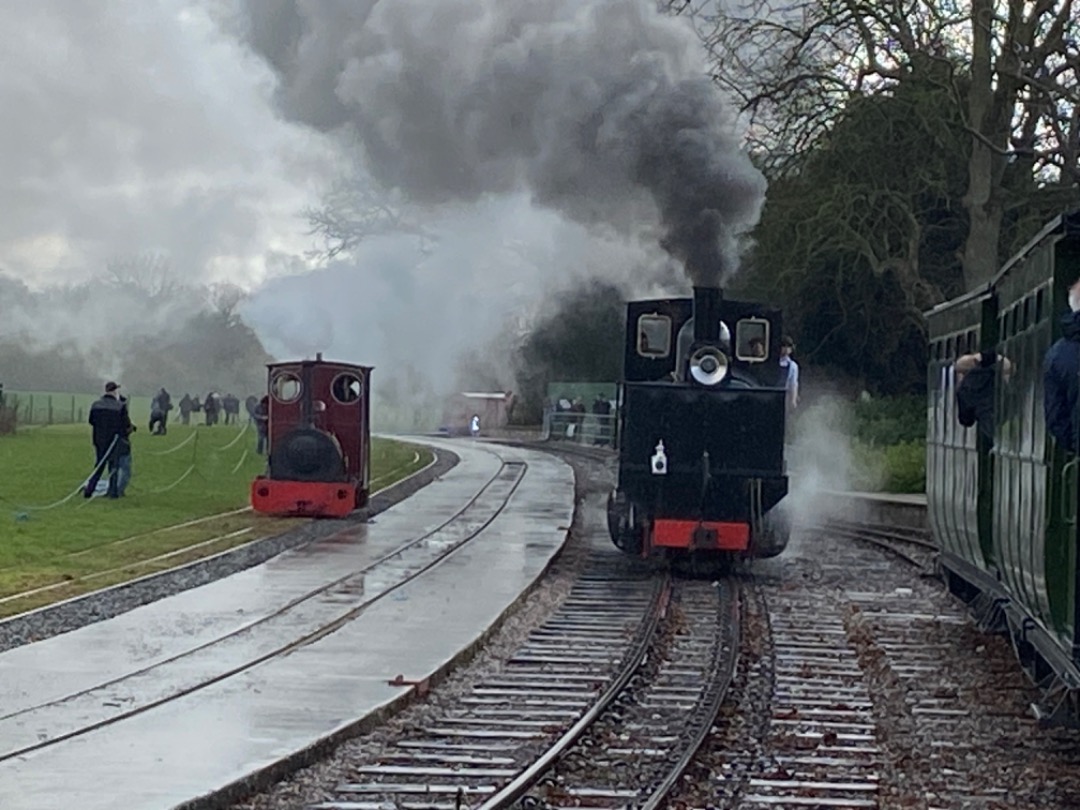 Sam Worrall on Train Siding: A few interesting locos at Statfold Barn Railway today. Counted over 15 locos in total including a bus and a Garrett as seen
above.
