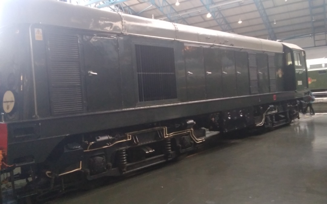 kieran harrod on Train Siding: Diesel locos in the York national railway museum today. 47 class 'prince William' 87 class 'royal scot' 55
class 'kings own Yorkshire...