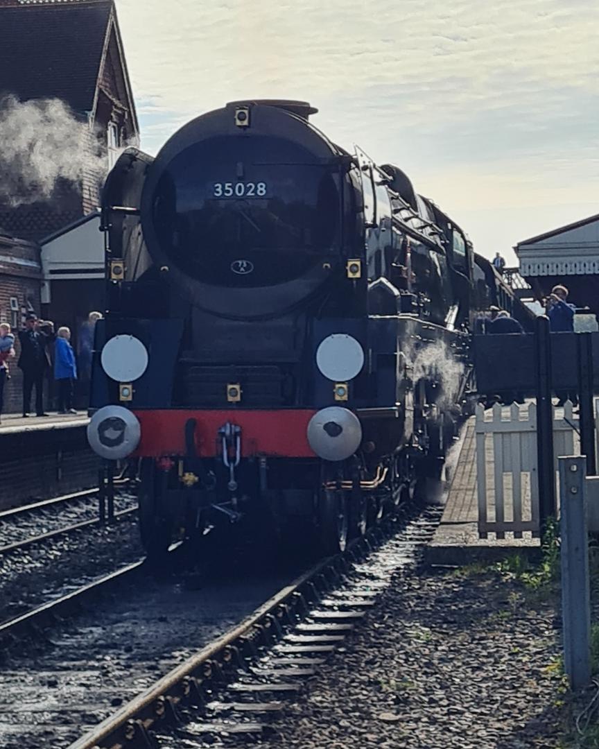 andrew1308 on Train Siding: On tuesday 12th October I was invited as a volunteer and a member of the MNLPS to the rededication of 35028 Clan Line at the
Bluebell...