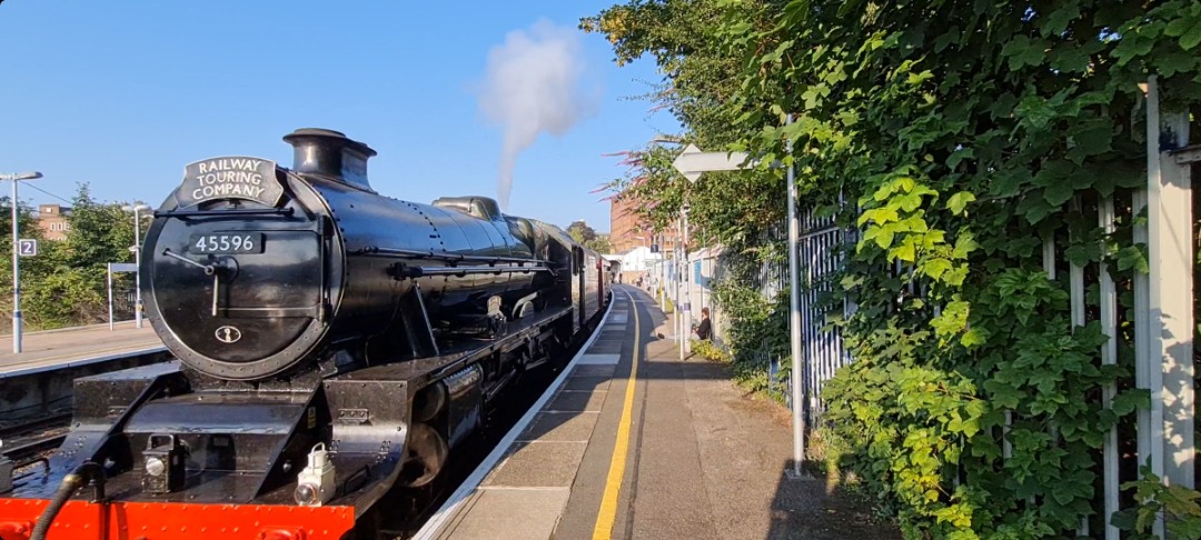 andrew1308 on Train Siding: Here are 3 screen grabs from my video taken today 22/07/2021 of 45596 Bahamas on The Railway Touring Co trip 1Z82 Faversham to
London...