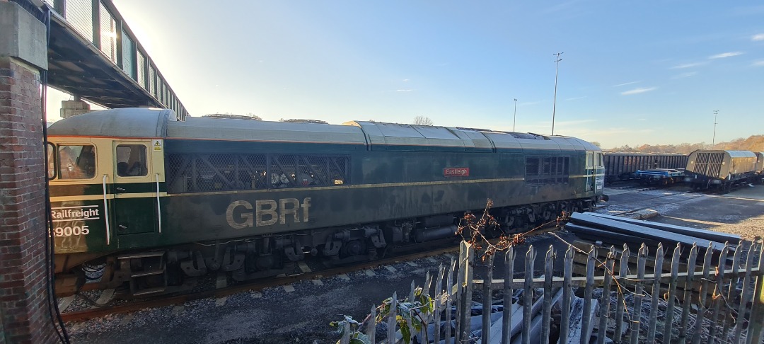 andrew1308 on Train Siding: Had a trip to Tonbridge West Yard for the first time in a couple of months and here are some pictures of what was there