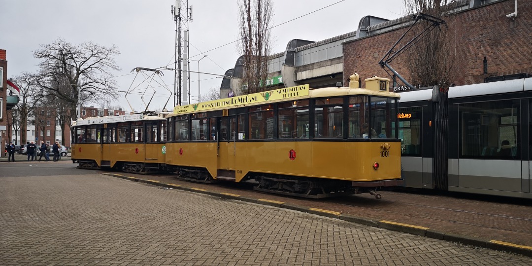 De Projecten on Train Siding: Today in Rotterdam: NVBS had their annual end-of-the-year excursion, this time visiting Romeo in Rotterdam. We had three trips up
and...