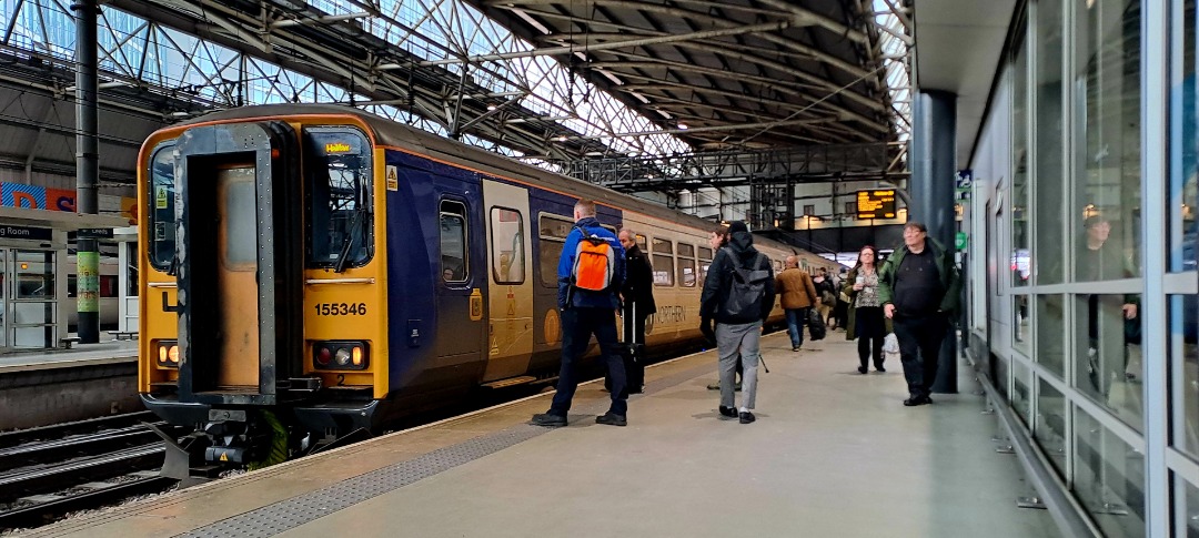 Guard_Amos on Train Siding: Part 1 of pictures from a day on the rails comes from Manchester Victoria, Leeds, Retford, Doncaster, Bradford Interchange and
Halifax...