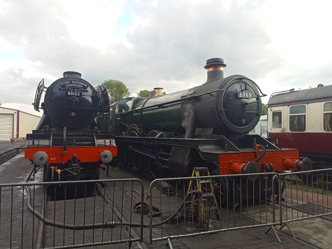Richard Andrew Swayne on Train Siding: #trainspotting #train #steamlocomotive #shunter #steam #flyingscotsman #bluebell #bluebellrailway #A1X #terrier