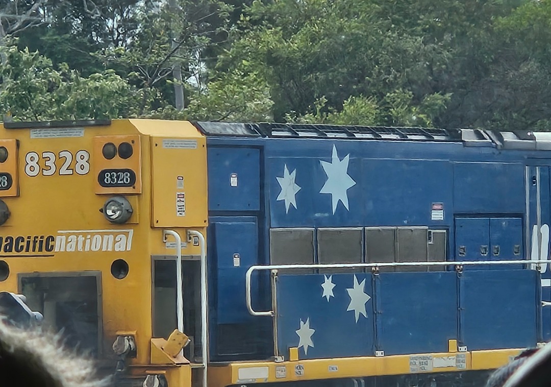 Geoff on Train Siding: Few photos from a trip to Brisbane. First up the Queensland Rail electric tilt set, City of Rockhampton, on Rockhampton platform, our
train to...