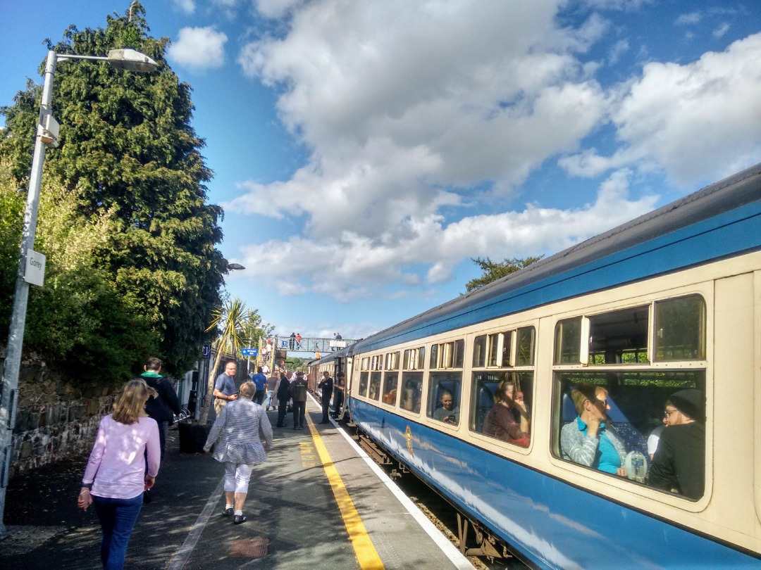 kennystu on Train Siding: #onthisday last year the RPSI 'Sea Breeze' trip on the mainline from Dublin to Wexford and then on to Rosslare. #train
#steam #preservation