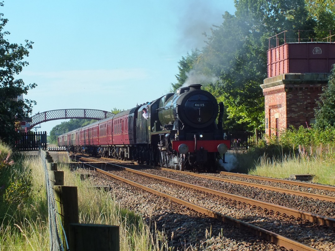 Cumbrian Trainspotter on Train Siding: In the late summer sunshine, LMS Royal Scot Class No. #46115 "Scots Guardsman" called at Appleby for water this
afternoon...