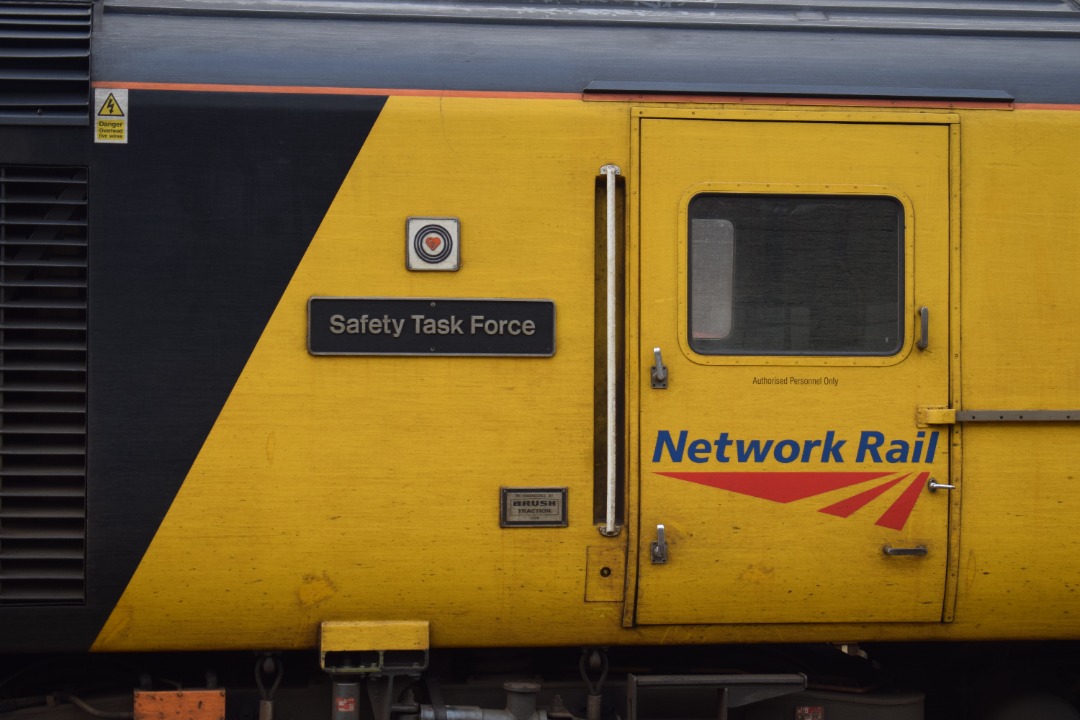 Hardley Distant on Train Siding: CURRENT: 43257 (Leading) and 43277 'Safety Taskforce' (Rear) approach and then stand adjacent to Preston Station
today working the...