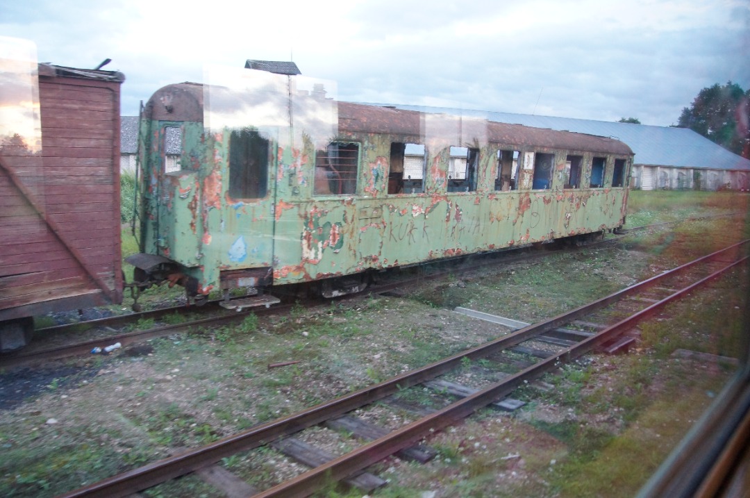 myaroslav on Train Siding: Polish-built by Pafawag factory in Wroclaw narrow gauge (750 mm) passenger wagons were produced up to 1960 and operated widely in
Eastern...