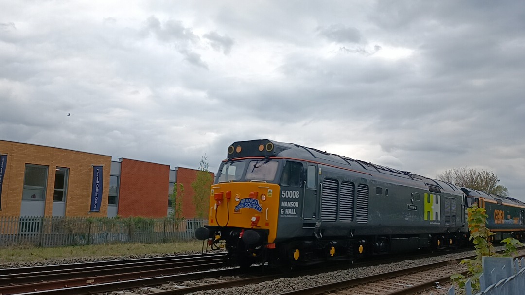 pigandbob on Train Siding: 50008 + 50007 pass Oxford working 1Z50 Burton-On-Trent to Eastleigh 'The Honeybourne Hoovers' (22/04/22)