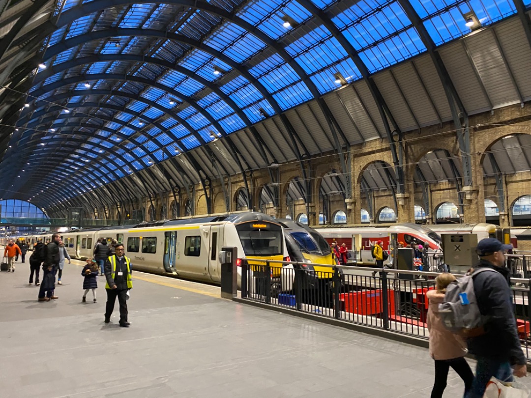 Sam Worrall on Train Siding: A visit to London meant I finally got to visit to Kings Cross. Saw a freshly painted 91 in the new LNER intercity livery but
didn't get a...